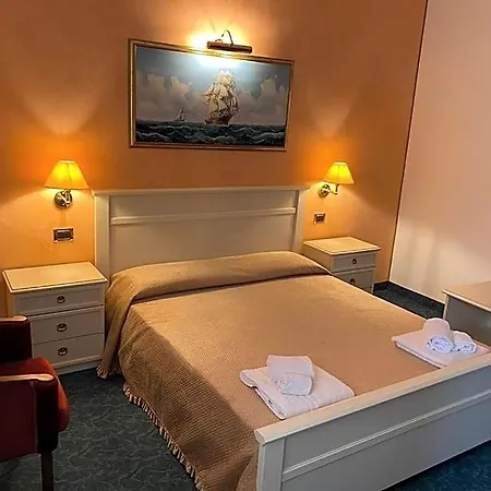 Hotel Rey's Giarre